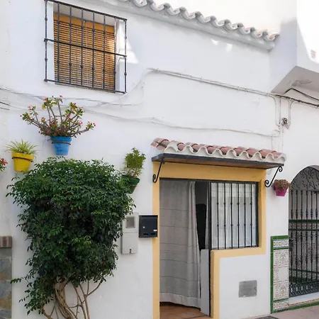 Roomcity Silencio Old Town - Roof * Estepona