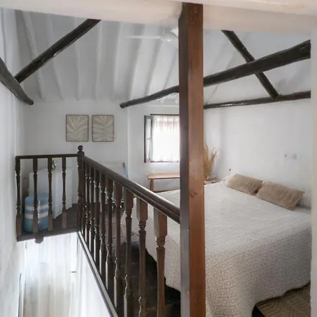 Roomcity Silencio Old Town - Roof Apartment Estepona